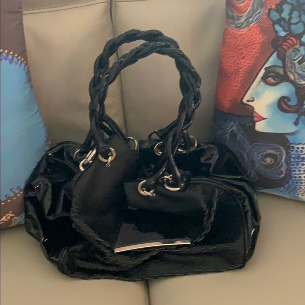 Leather handbag with Patent leather